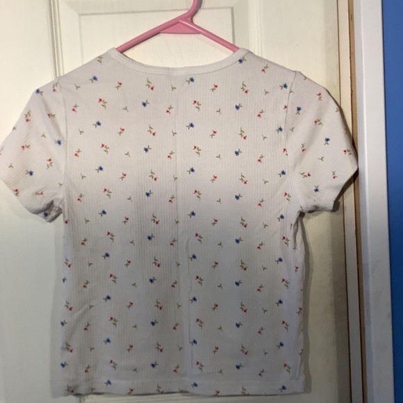 Women’s Old Navy Crop Top White with Flowers Size S - Picture 14 of 16